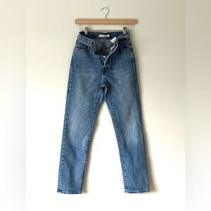 Wedgie Straight Levi’s